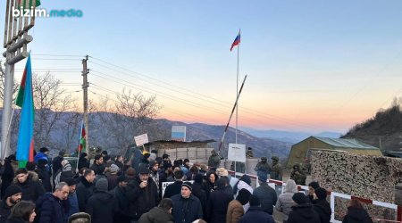 Xankəndi-Laçın yolunda etiraz aksiyası iyirmi altı gündür DAVAM EDİR - FOTO