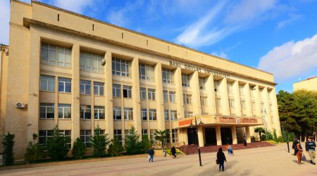 Hava şəraiti ilə bağlı universitetlərdə iş saatı qısaldıldı