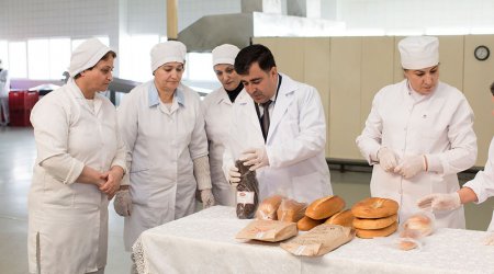 Naxçıvanın yeganə çörək zavodu - FOTOREPORTAJ