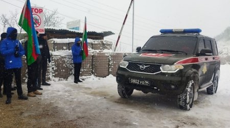 Bu gün Xankəndi-Laçın yolunda sülhməramlıların 4 avtomobili maneəsiz keçib