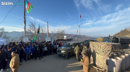 Xankəndi-Laçın yolunda daha bir avtomobilin hərəkətinə şərait yaradılıb