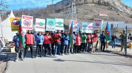 Beynəlxalq səyyahlar Laçın yolundakı aksiyanın keçirildiyi ƏRAZİDƏ - FOTO 