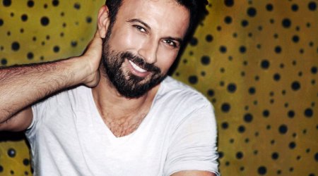 Tarkan zəlzələdə zərərçəkənlərə YARDIM ETDİ 