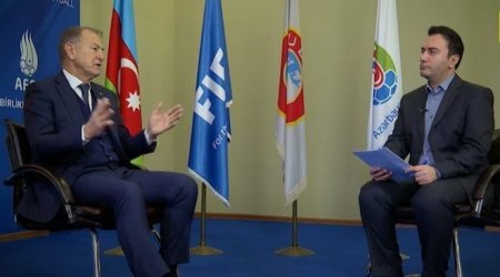 De Byazi: “Uğur qazanırsansa, mükafat da olmalıdır”