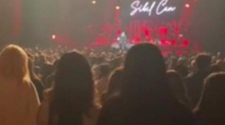 Sibel Canın Bakı konsertində zəlzələ qurbanları belə yad edildi – VİDEO  