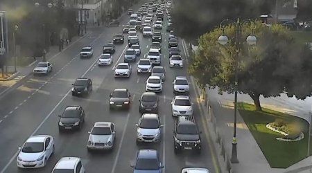 Bakının bu yollarında tıxac var - SİYAHI
