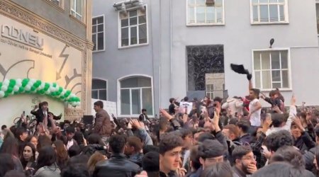 Kriminal avtoritetin mahnısına rəqs edən tələbələrlə bağlı universitetdən AÇIQLAMA – VİDEO  