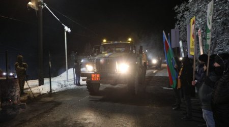 Xankəndi-Laçın yolunda sülhməramlıların avtomobilləri maneəsiz KEÇİB