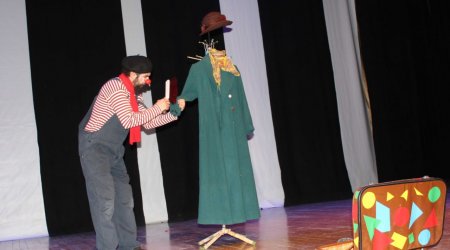 Pantomim Teatrı Qəbələdə tamaşa verdi - FOTO