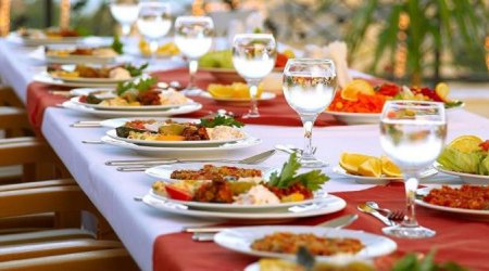 Restoranların od tutub yanan iftar və imsak QİYMƏTLƏRİ – 120 manatlıq menyular da var...