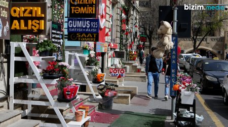 Sahibkarlar səkiləri işğal edir, aidiyyəti qurumlar isə SUSUR... – FOTO 