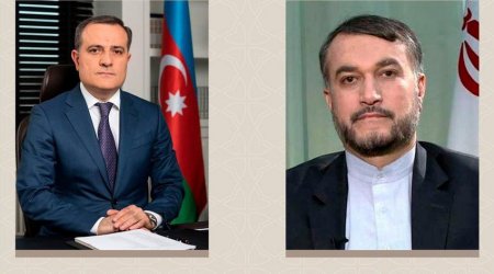 Azərbaycanın və İranın XİN başçıları arasında telefon danışığı olub