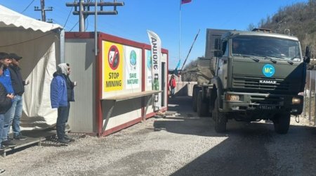 Xankəndi-Laçın yolundan sülhməramlıların 4 avtomobili keçdi - FOTO