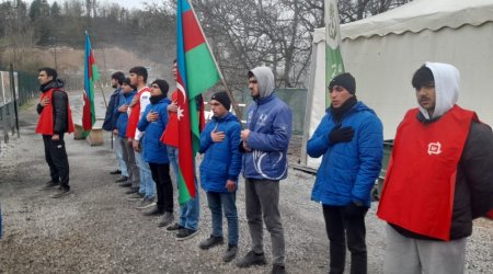 Laçın-Xankəndi yolunda aksiya 127 gündür davam edir - FOTO