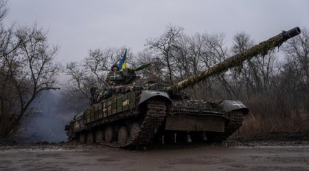 Ukrayna ordusu Rusiya ərazisini tankdan atəşə tutdu - İLK DƏFƏ