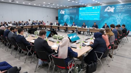 Kazan Forumunda Heydər Əliyevin 100 illiyinə həsr olunmuş müzakirələr keçirildi - FOTO 