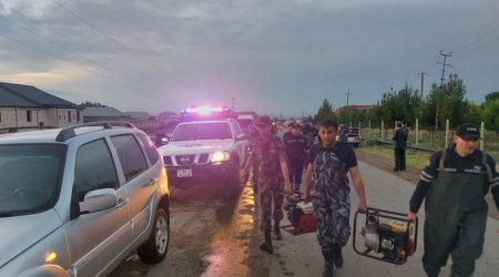 FHN: Şəmkirin Zəyəm qəsəbəsində bəzi ərazilər subasmaya məruz qalıb - FOTO/VİDEO 