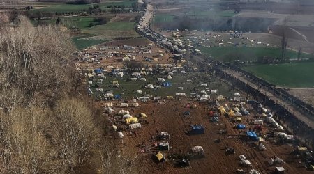 Yunanıstan Türkiyə sərhədinə müvəqqəti hasar çəkəcək