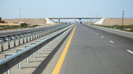 Paytaxtın bu ərazisində avtomobil yolu YENİLƏNİR 