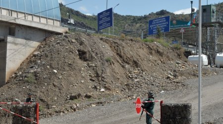 Xarici diplomatlar Laçın buraxılış məntəqəsində - FOTO  