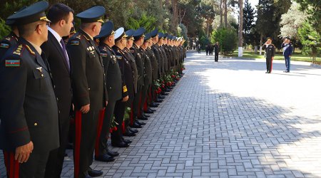 Müdafiə Nazirliyinin hərbçilərinə ali hərbi rütbələr təqdim EDİLDİ – FOTO