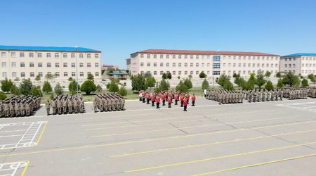 Əlahiddə Ümumqoşun Orduda gənc əsgərlər növbəti xidmət yerlərinə göndərilib - FOTO 