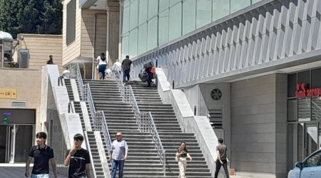 Bakının mərkəzində bərpa olunan pilləkən açıldı - FOTO