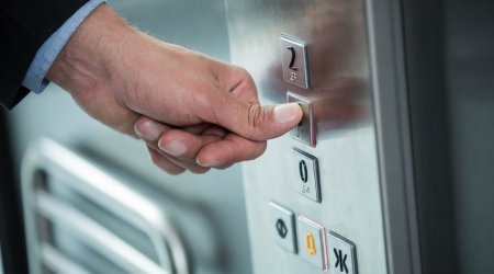 Bakıda liftdə köməksiz qalan şəxslər xilas EDİLDİ