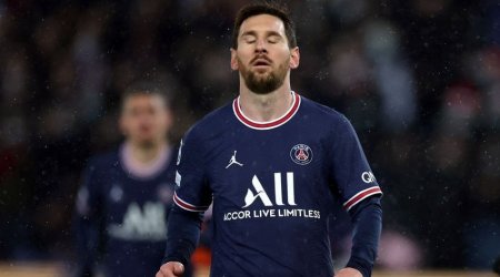 Messi ABŞ-da avtomobilini qırmızı işıqda sürdü - VİDEO