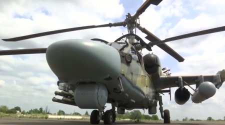 Rusiya K-52 Alliqator helikopterləri ilə HÜCUMA KEÇDİ - VİDEO