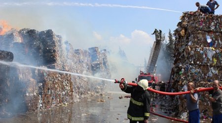 Türkiyədə kağız istehsalı fabriki YANIB 