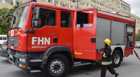 Bakıda yaşayış binasında yanğın olub, sakinlər təxliyə edilib