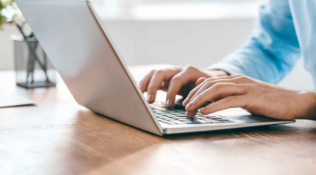 Universitetə qəbul olanların NƏZƏRİNƏ 