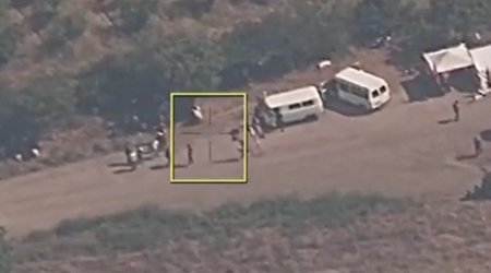 Separatçılar ərzaq yükünün Xankəndiyə çatdırılmasını əngəlləmək üçün YOLU BAĞLADI - VİDEO