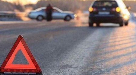 Sumqayıtda zəncirvari qəza: 5 avtomobilə ciddi ziyan dəydi - FOTO