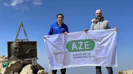 Fərid Qayıbov Heydər Əliyev zirvəsində - FOTO 