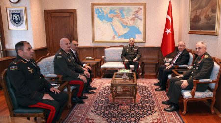 Baş Qərargah rəisi türkiyəli nazirlə regional təhlükəsizlik məsələlərini müzakirə edib - FOTO/VİDEO 