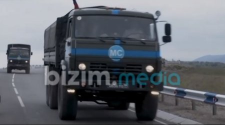 Sülhməramlıların yük maşınları Qarabağı TƏRK ETDİ - VİDEO  