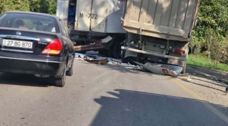 Xudatda 2 yük avtomobili TOQQUŞDU - FOTO