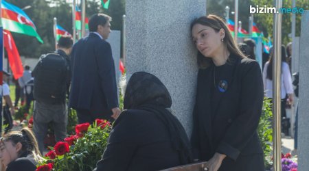 Xalq şəhidlərimizi YAD EDİR – II Fəxri Xiyabandan FOTOREPORTAJ