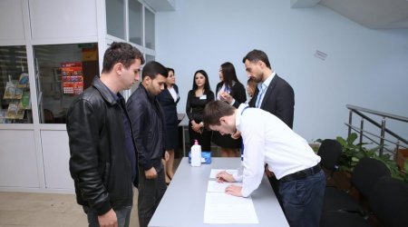 Prokurorluq orqanlarında işləmək istəyənlər imtahan verib - FOTO