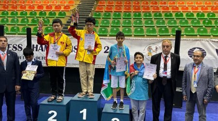 Şahmatçımız Misirdə bürünc medal QAZANDI - FOTO