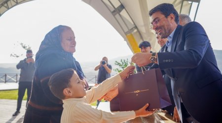 Laçına qayıdan daha 20 ailəyə evlərinin açarları təqdim olundu - FOTO 