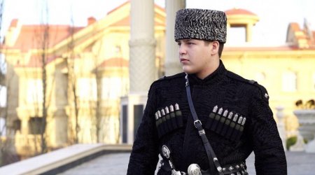 Kadırov 15 yaşlı oğluna yüksək vəzifə verdi 