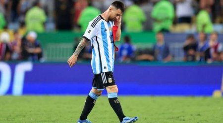 Messi zədələndi