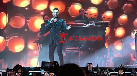 Tarkan 6 ildən sonra BAKI SƏHNƏSİNDƏ - FOTO/VİDEO