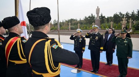 Azərbaycan Hərbi Dəniz Qüvvələrinin komandanı iranlı həmkarı ilə Bakıda görüşdü - FOTO