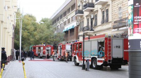 Bakının mərkəzindəki yanğınla bağlı RƏSMİ AÇIQLAMA - FOTO