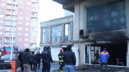 Bakıda yaşayış binasındakı yanğın söndürüldü - YENİLƏNİB - VİDEO