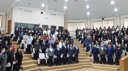 “Naxçıvan” Universitetində “Zəfərdən-zəfərə!-20 il” mövzusunda elmi konfrans KEÇİRİLİB - FOTO